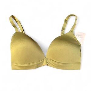 Auden Lightly Lined Wirefree Bra, NWT, Size 34DD